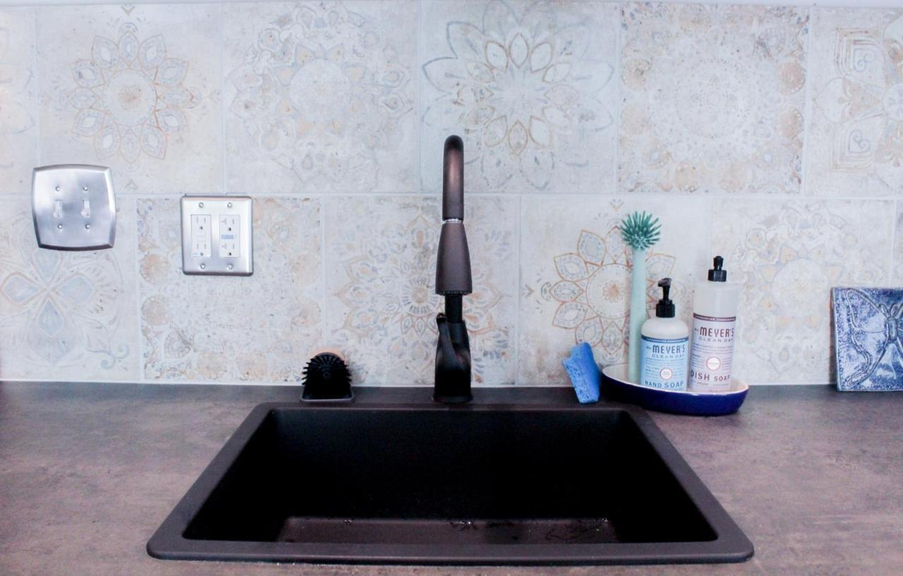 Honeysuckle Suite Apartment In Downtown רוקלנד מראה חיצוני תמונה